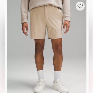 Lululemon Men’s ABC Classic-Fit Short 7" Warpstreme in Trench Size 31